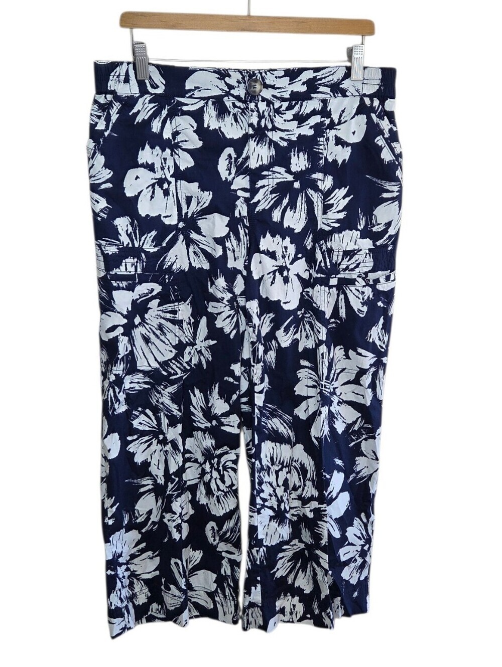 Democracy Navy & White Tropical Floral Cropped Capri Pants Vacation Size 12